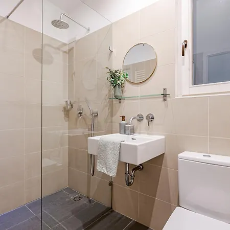 Apartment Hidden Gem In The Very Heart Of The City *