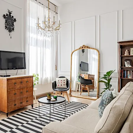 Hidden Gem In The Very Heart Of The City *