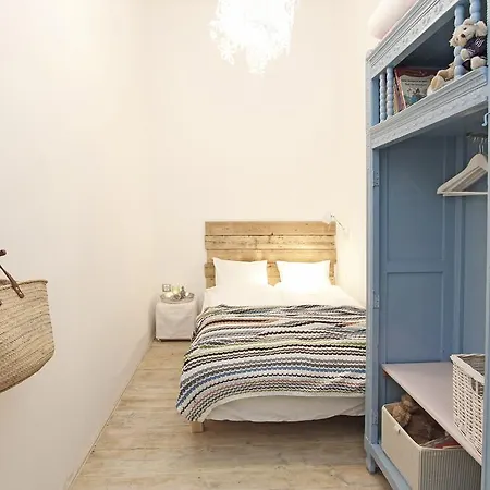 Apartamento Lovely And Quiet In The Very Heart Of The