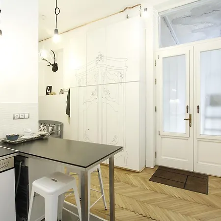 Apartment Lovely And Quiet Apartment In The Very Heart Of The City *